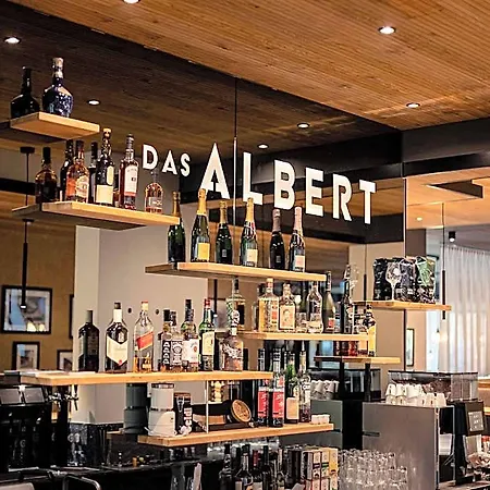 Large Flat With Balcony, On The Piste Rauris