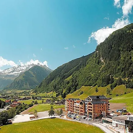 Large Flat With Balcony, On The Piste